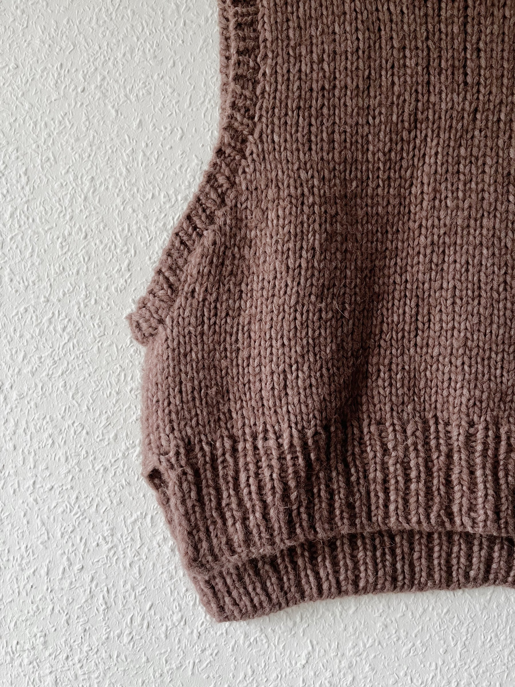 Håndstrikket vest