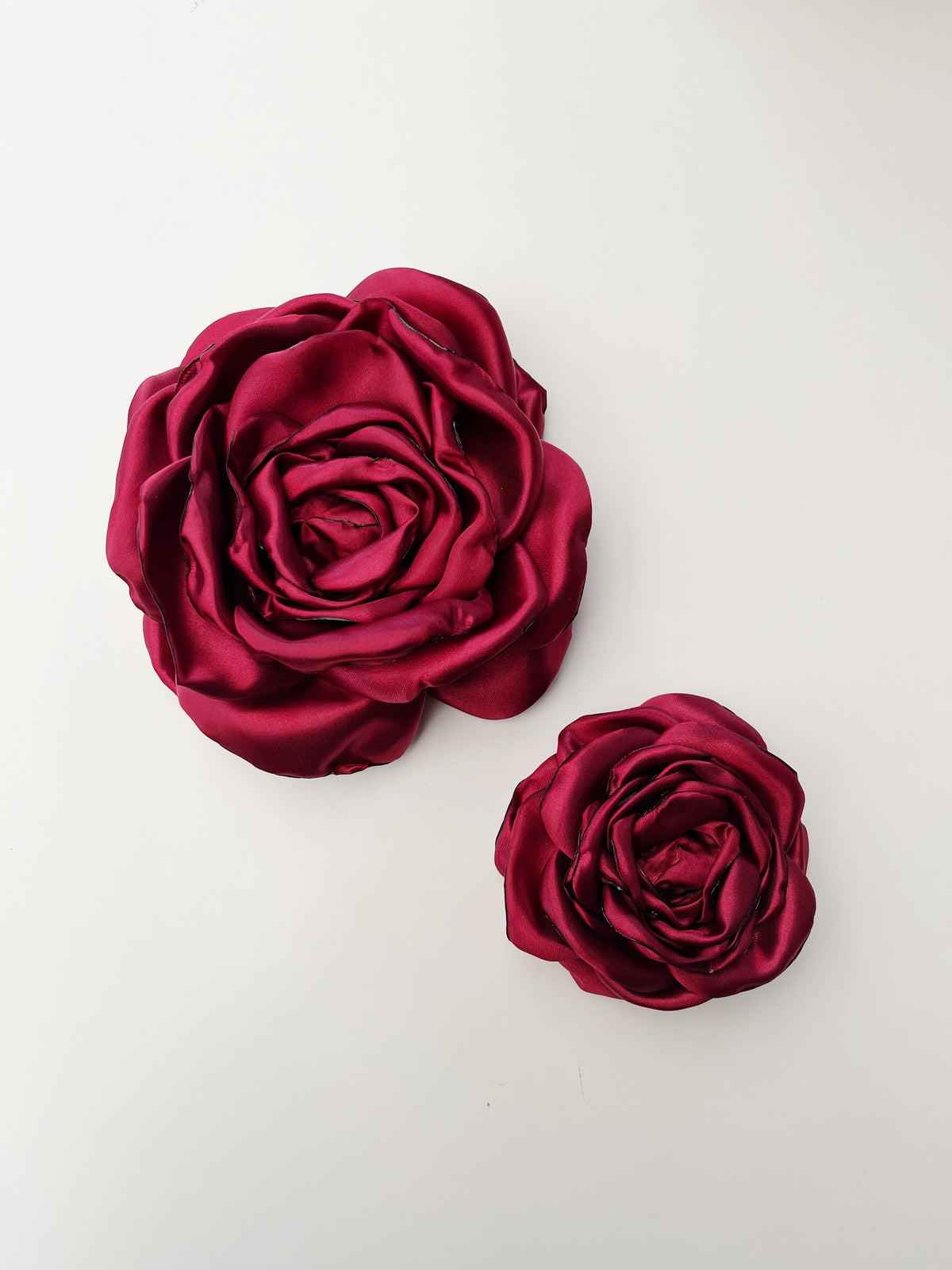 Satin Rose Bordeaux Rød
