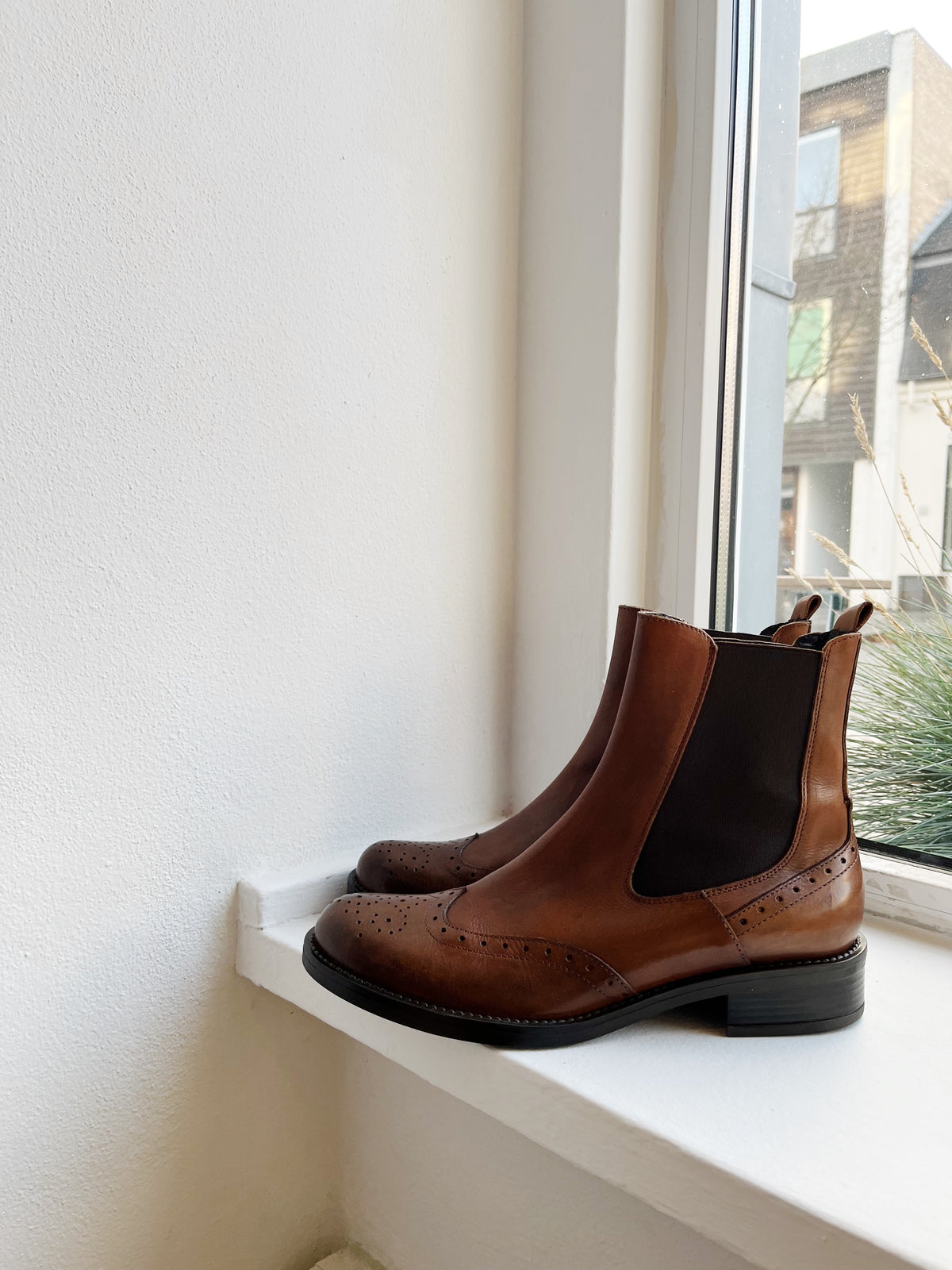 Brune chelsea boots