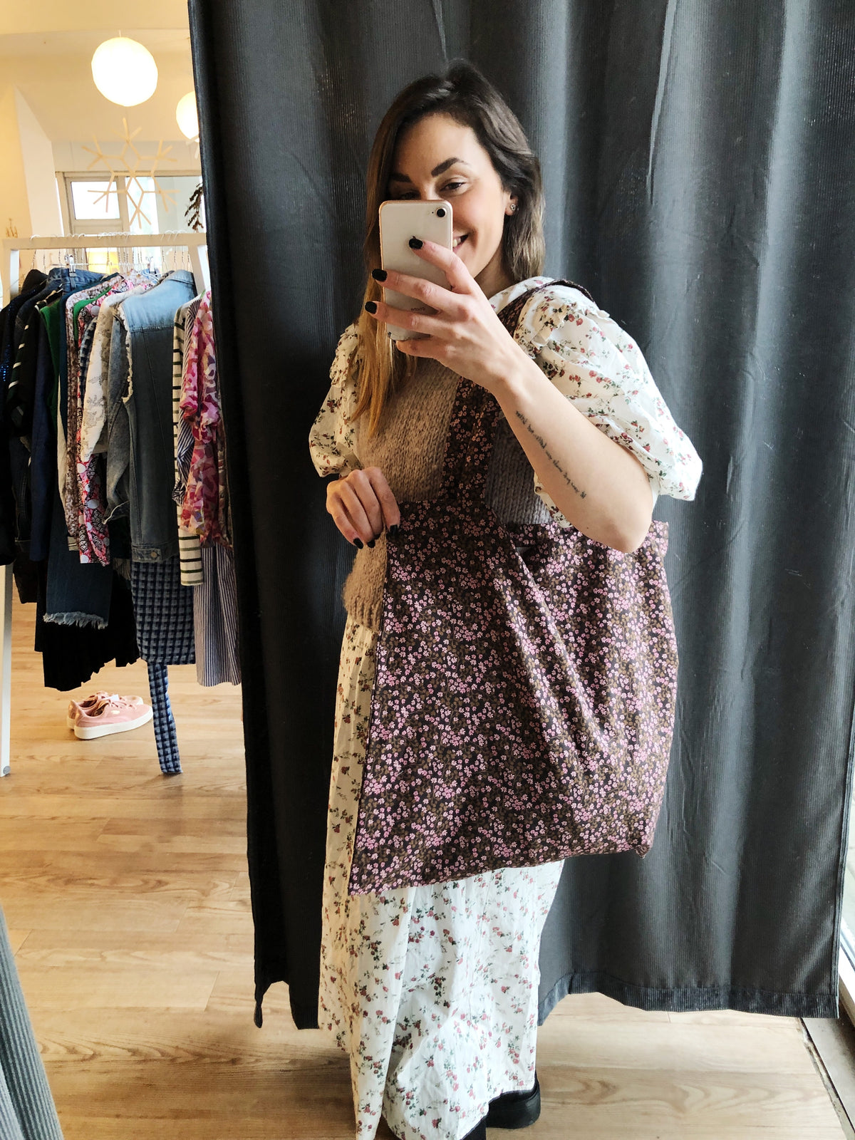 Totebag med blomsterprint